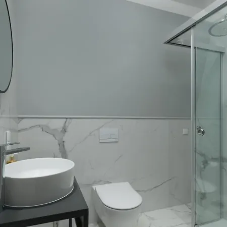 44 -v44- * Svinoústí