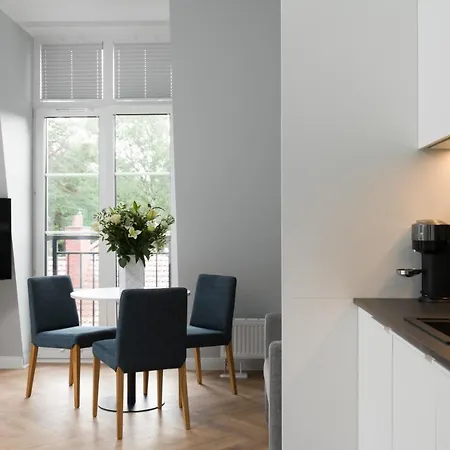 Apartment 44 -v44- *