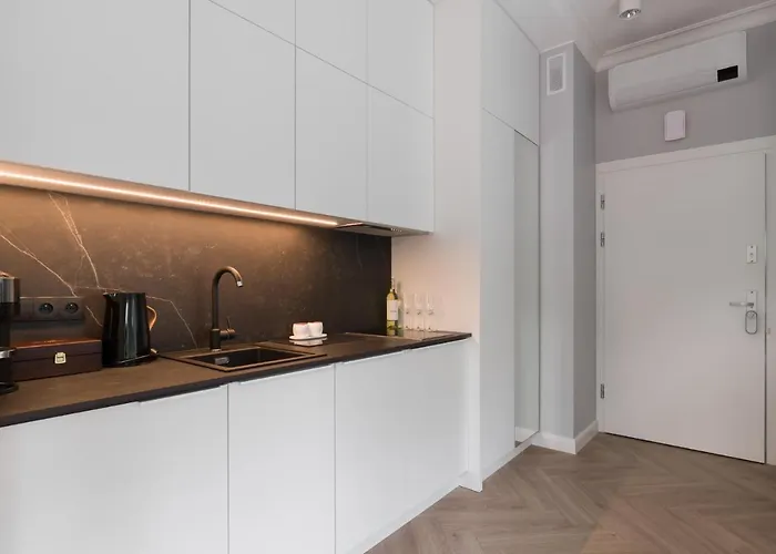 44 -v44- Свиноуйсьце