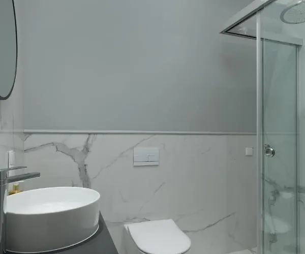 44 -v44- * Свиноуйсьце